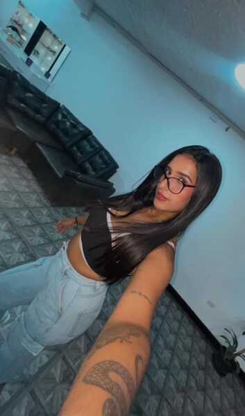 StefanyBlow23
