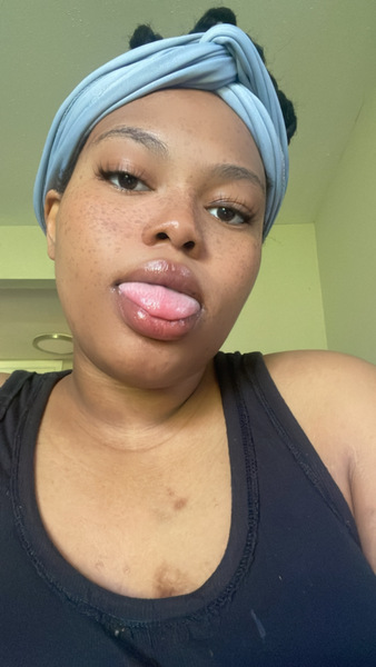 MilfArie22