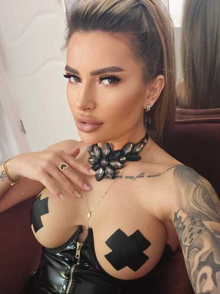 AmiraBelle