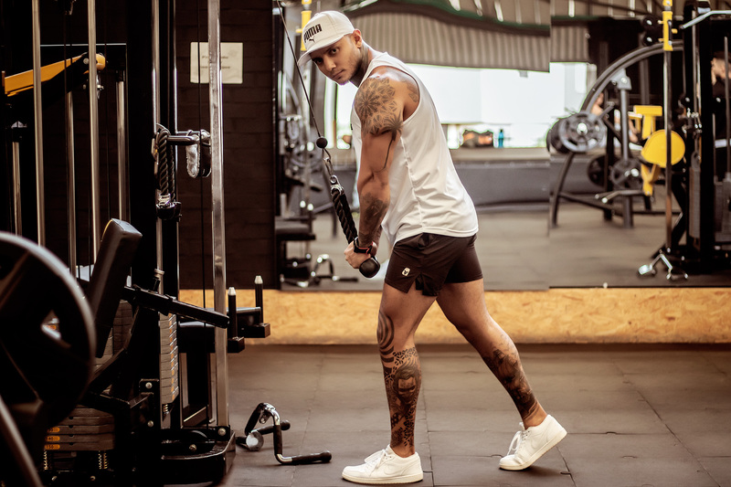 aron_strong