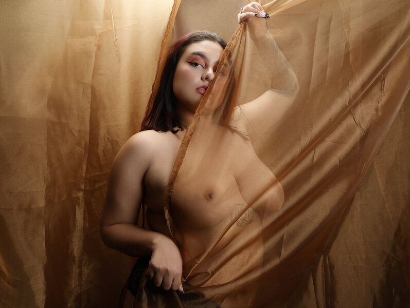 Aria_Reed