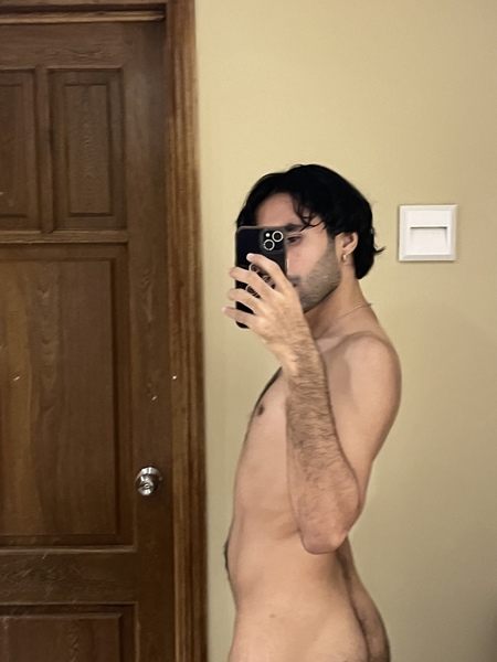 milanzairre's profile picture