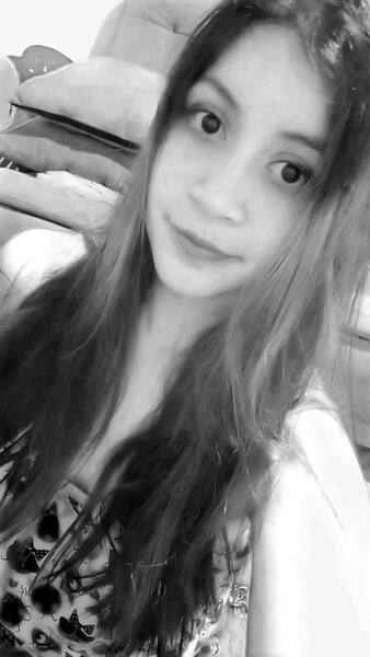 katadeviil's profile picture