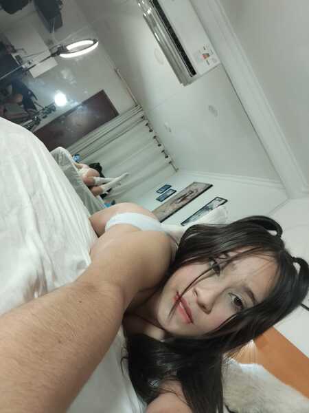 LizzyCute90