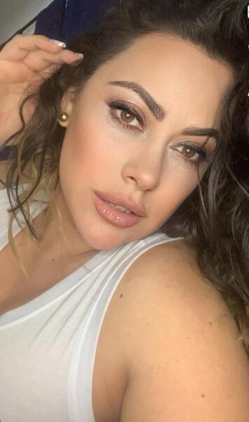 NicolleFaith