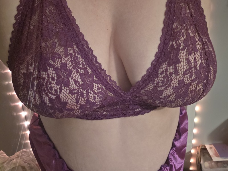 Curvy_Cate