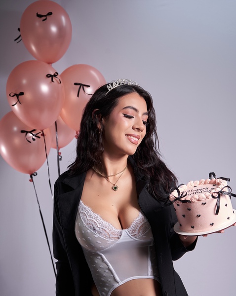 JulieBennet