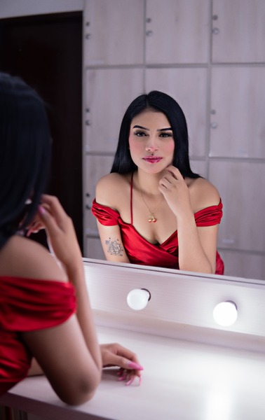 alessacorrea's profile picture