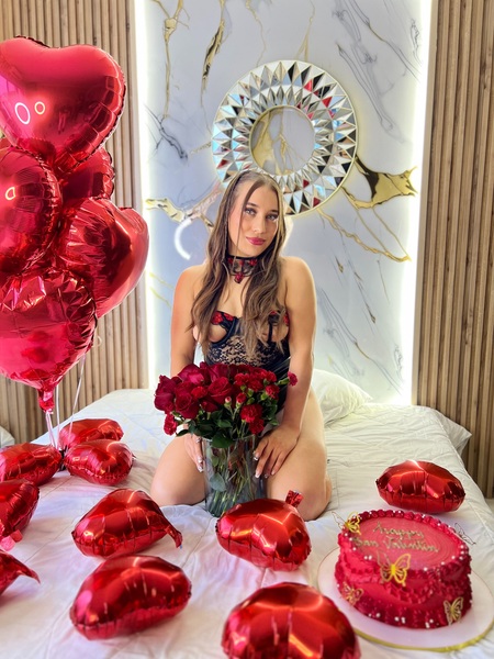 Laura_Foxy