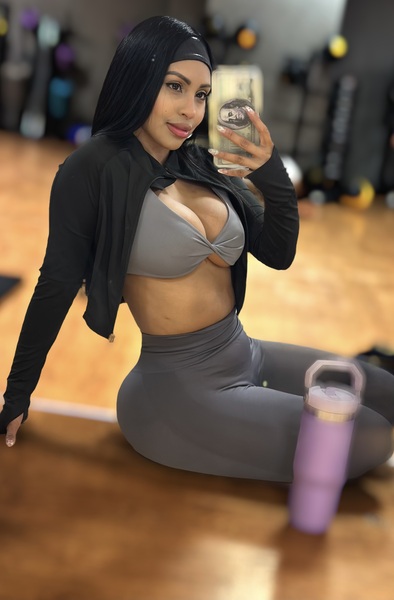LATINA_BIG_CLITXXX