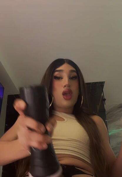 IsabelSexySmile