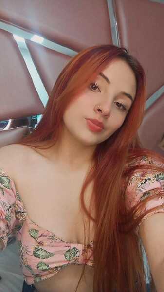 arianaavelvet's profile picture