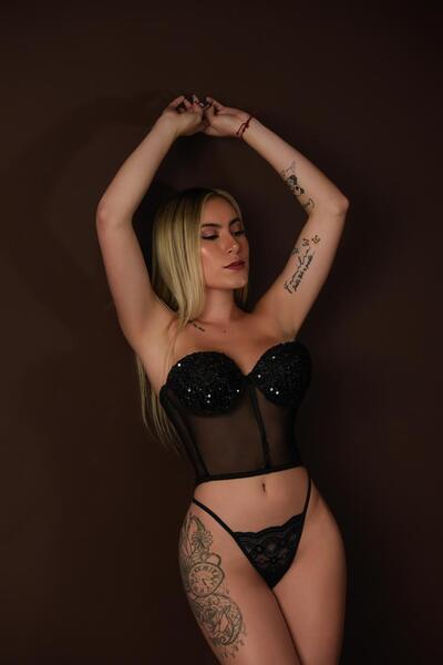 JazBlondie