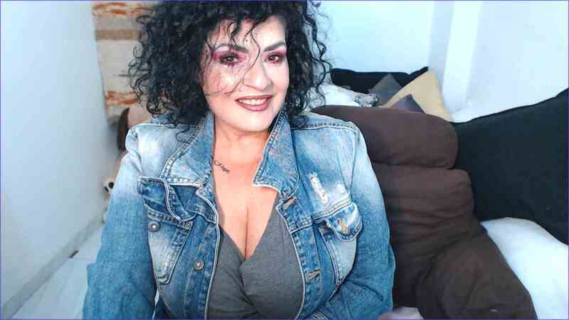 sultrylola's profile picture