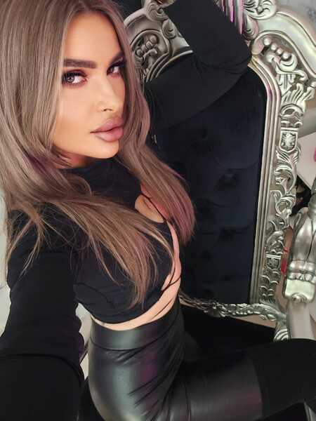 AmiraBelle