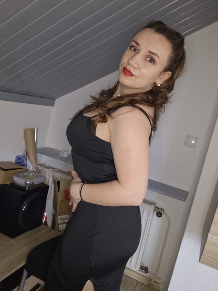 Emma_aaa