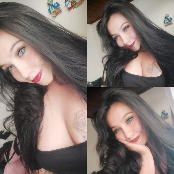 ninakisslove