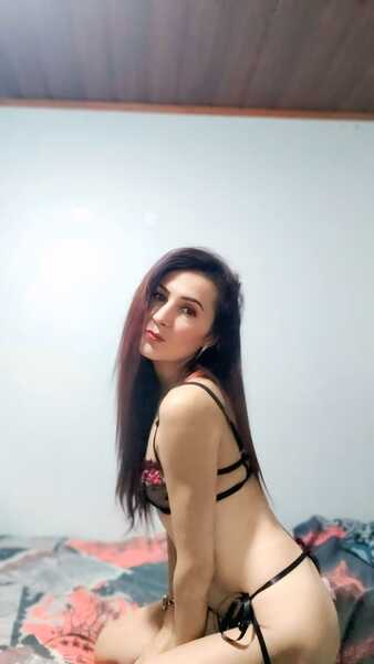 sarayhott202cl