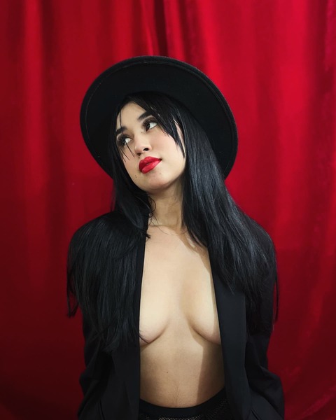 SiennaLorenGB