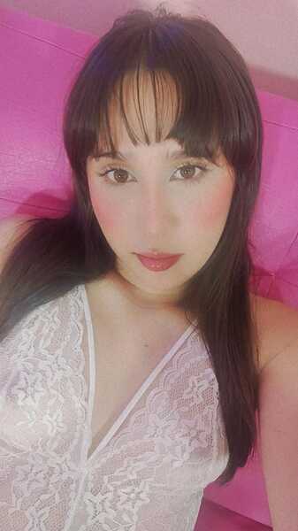 LizzyCute90