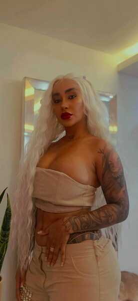miaabrunettel