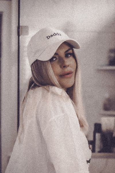 queenoflove19's profile picture