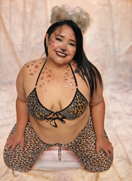 Busty_Juicy