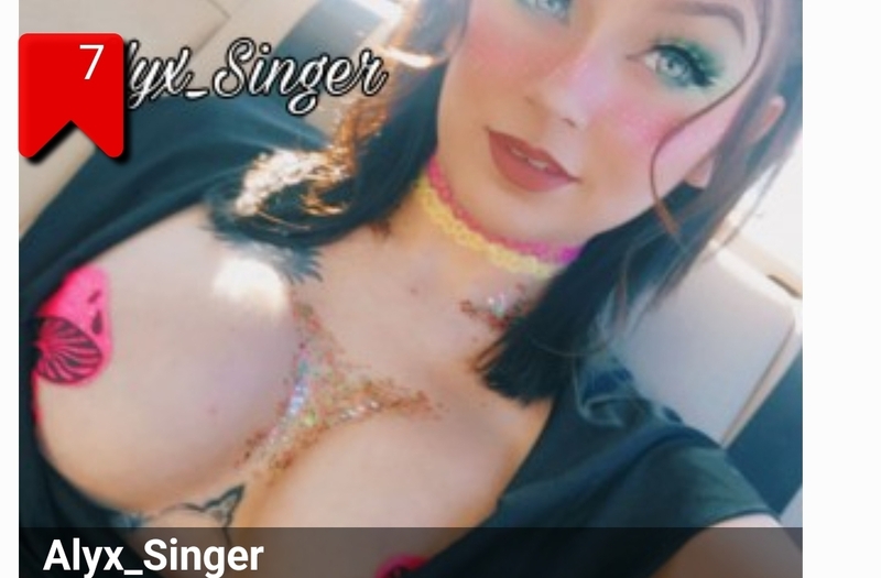 Alyx_Singer