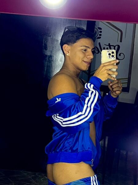 richimontes19's profile picture