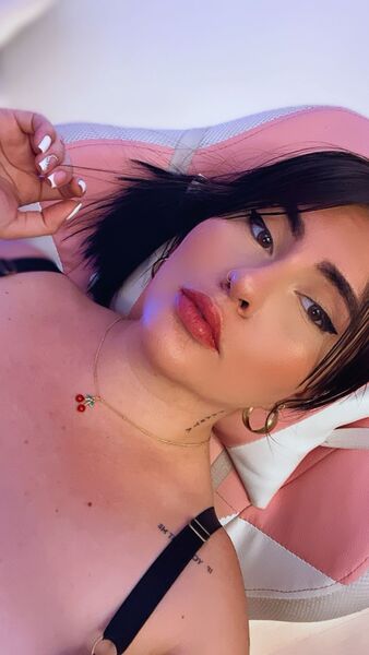 Kelly_Johanna