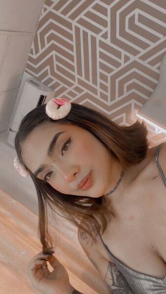 helenaswani's profile picture