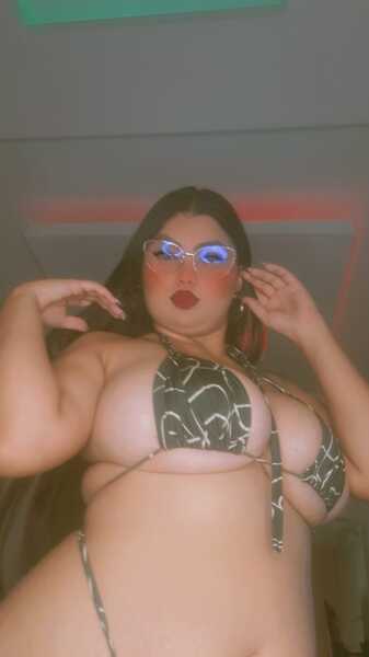 ValentinaBreats