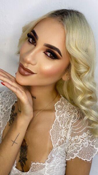 ViktoriaMonroe