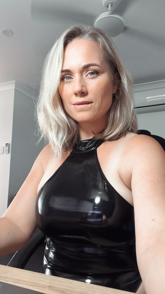 KateDivineUK