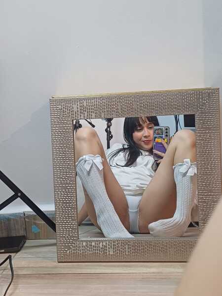 LizzyCute90