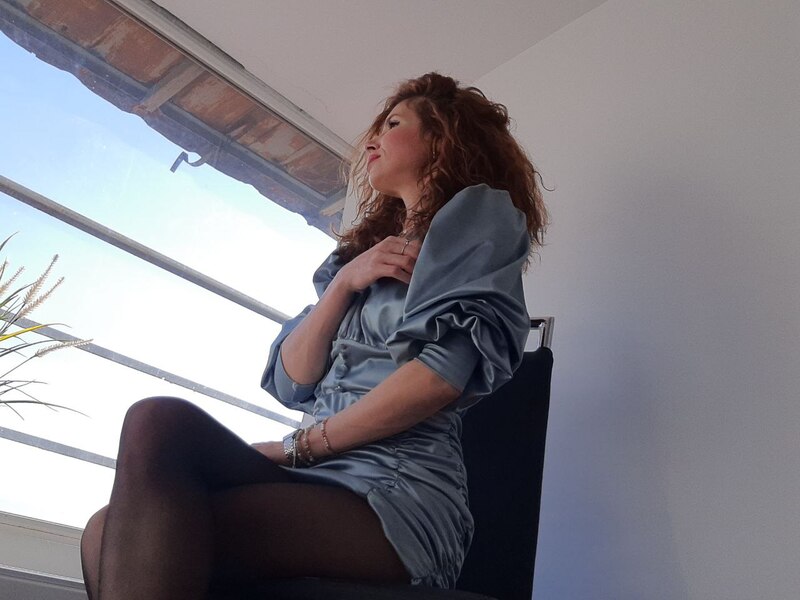 IvyTemptingLegs
