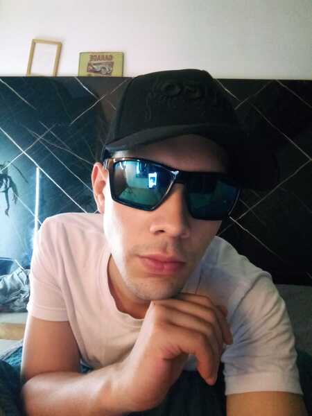 Alex900