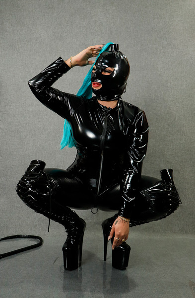 shopiablaire's profile picture