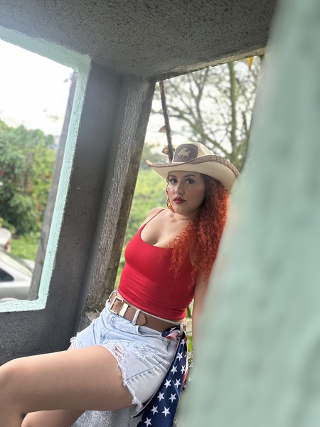 meghanbrennet's profile picture