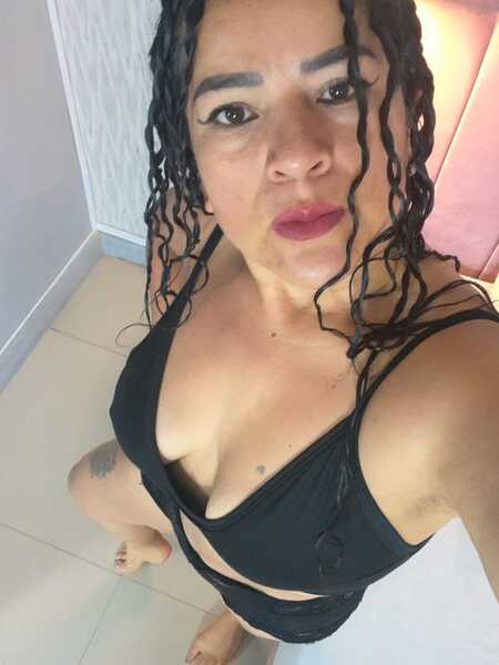 MISSCARMELLAFX