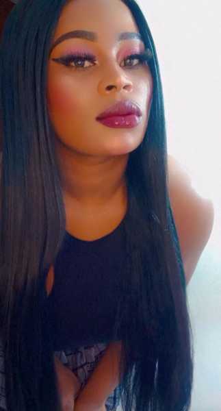 angela_queen's profile picture