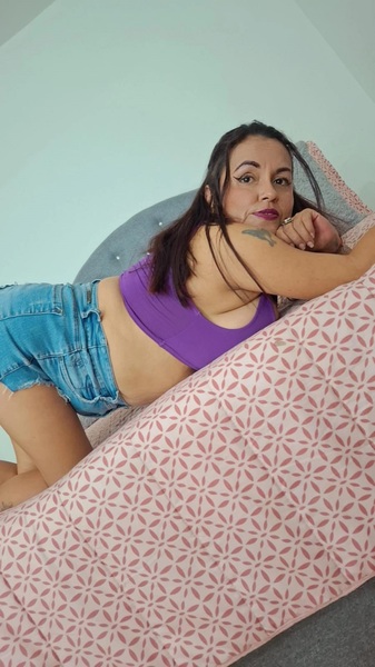 zayracorrales's profile picture
