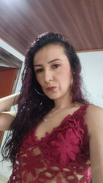 sarayhott202cl