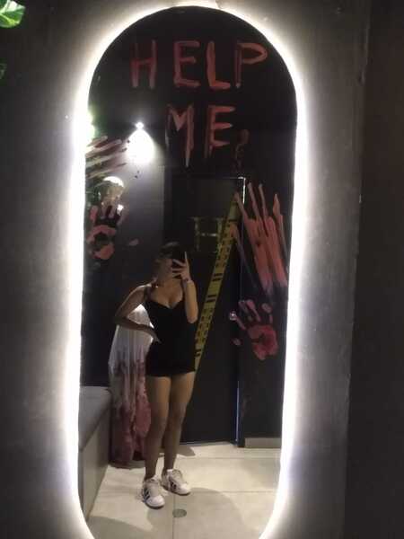 LizzyCute90