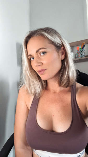 KateDivineUK