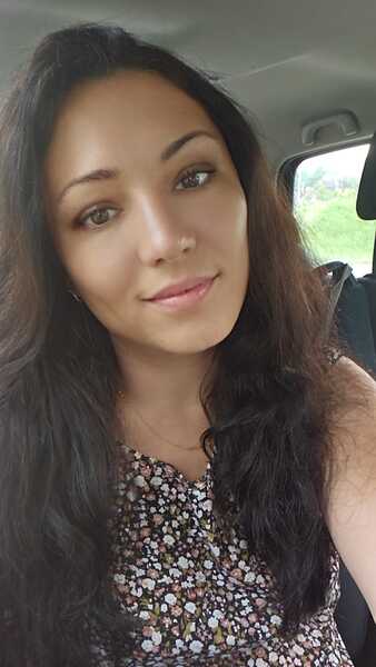 foxykara's profile picture