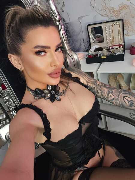 AmiraBelle