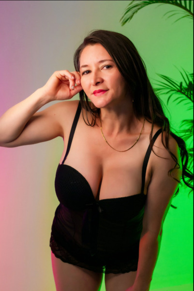 AliceGolden43