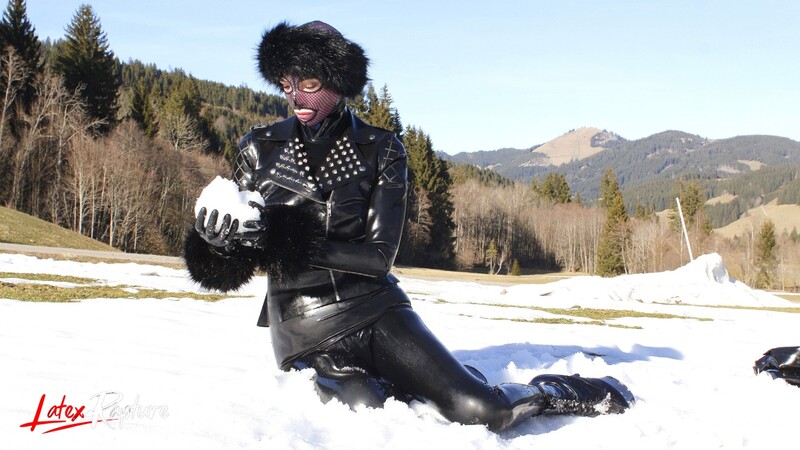 LatexRapture