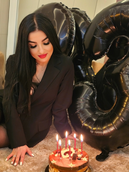 VivianReeve